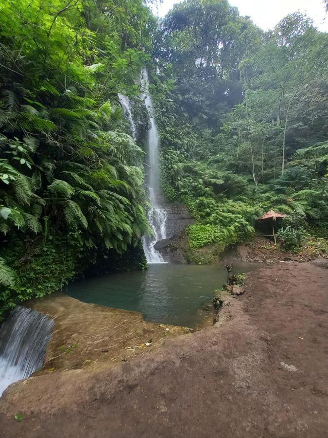 Munduk Tutub Waterfall View Eksteriør billede